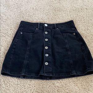 American Eagle black denim skirt!